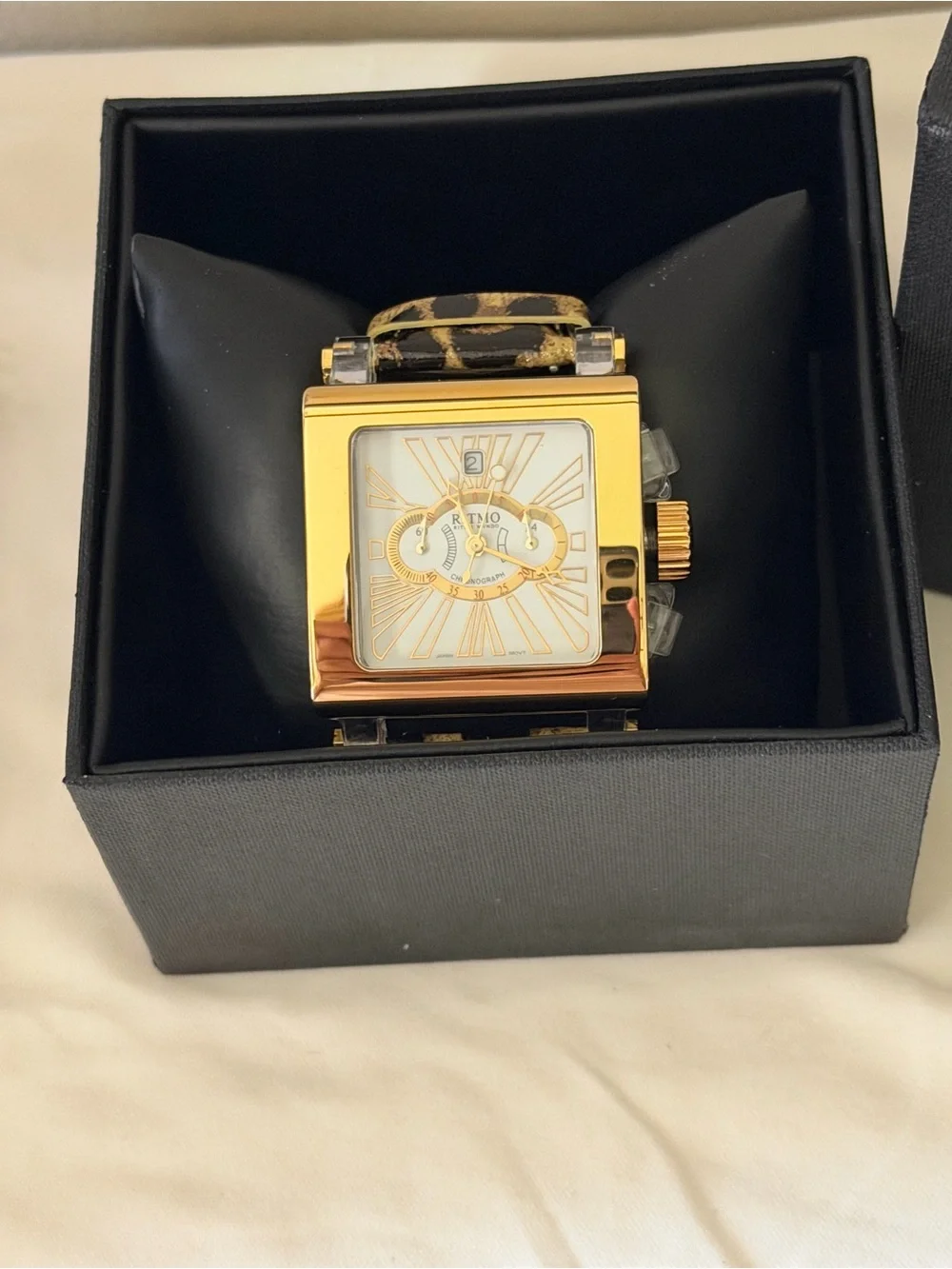 Ritmo Mundo Palazxo Men’s Gold Square Dress Watch with Black and gold  Strap